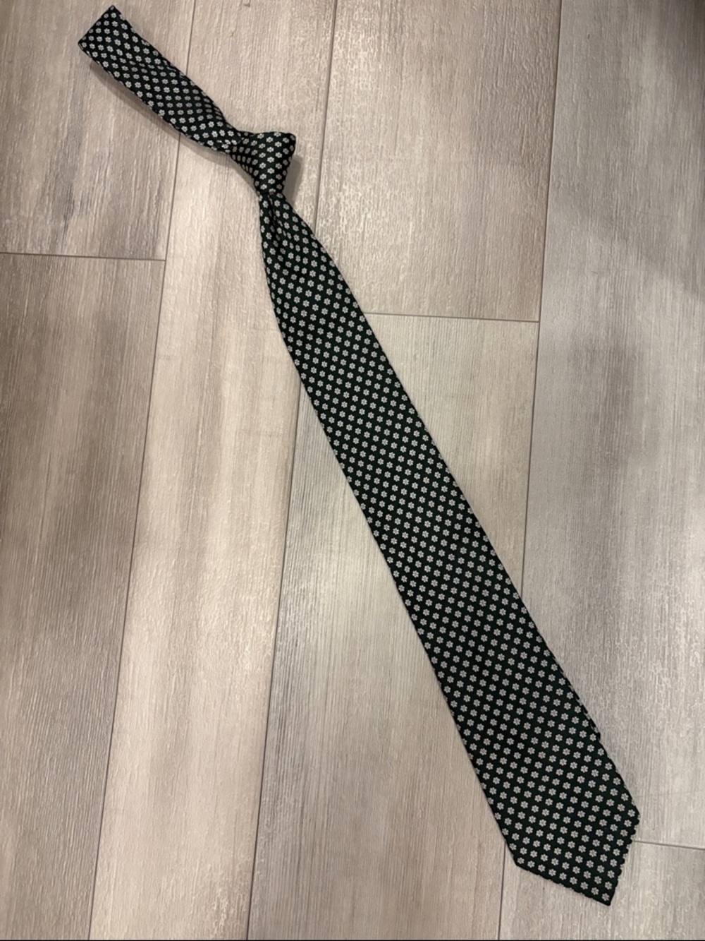 Suitsupply Green Necktie with White Micro-Floral Pattern
